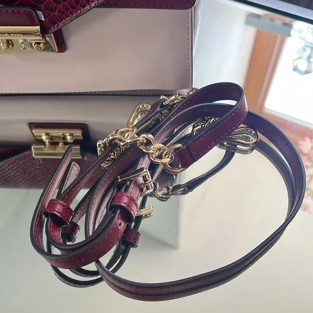 Michael Kors Sloan Satchel Bag - Picture 2 of 11